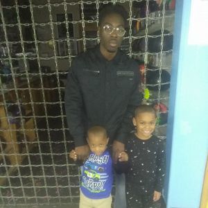 Meet your Posher, Dennis